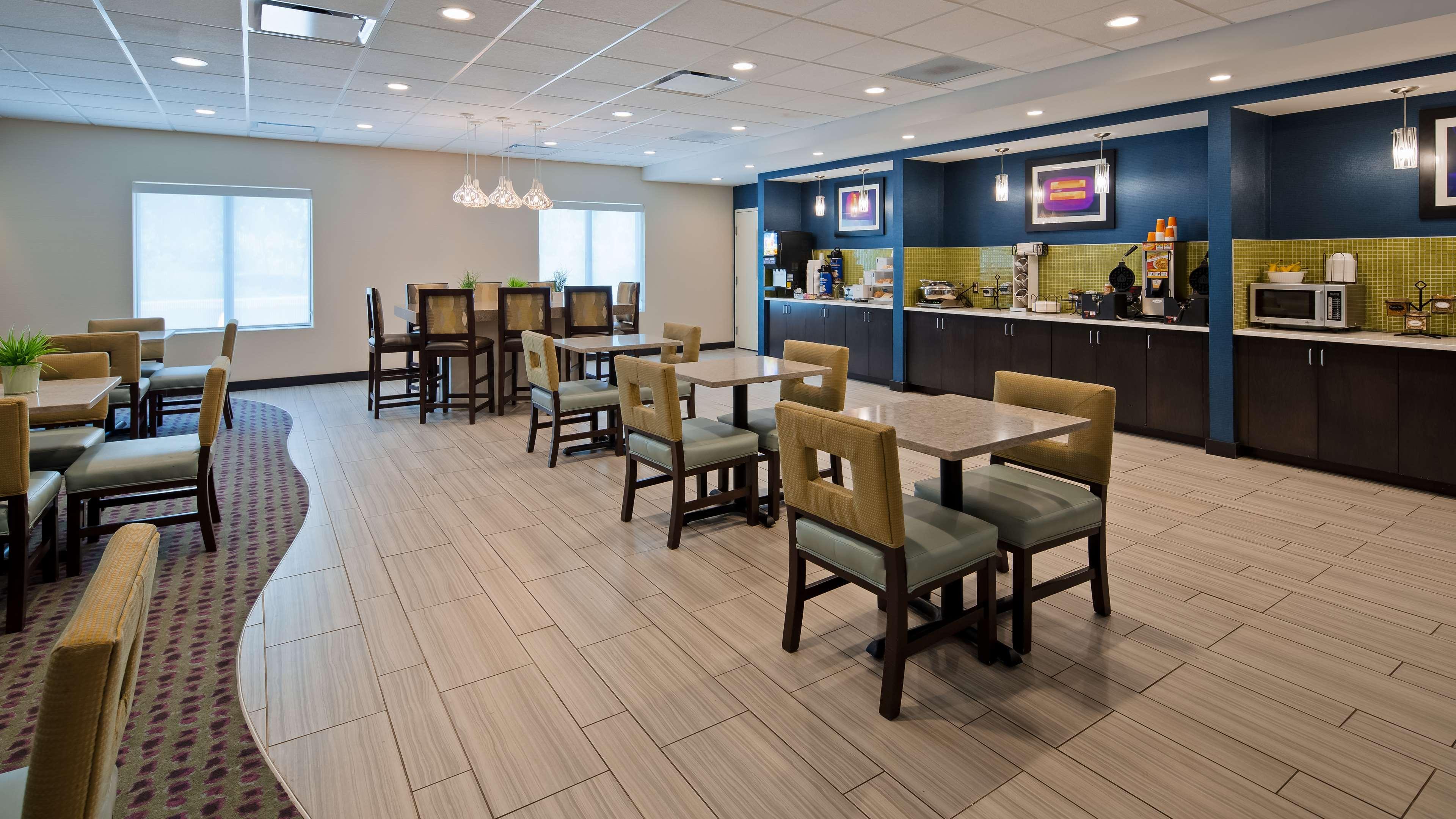 Best Western Plus Midwest Inn Omaha Ngoại thất bức ảnh