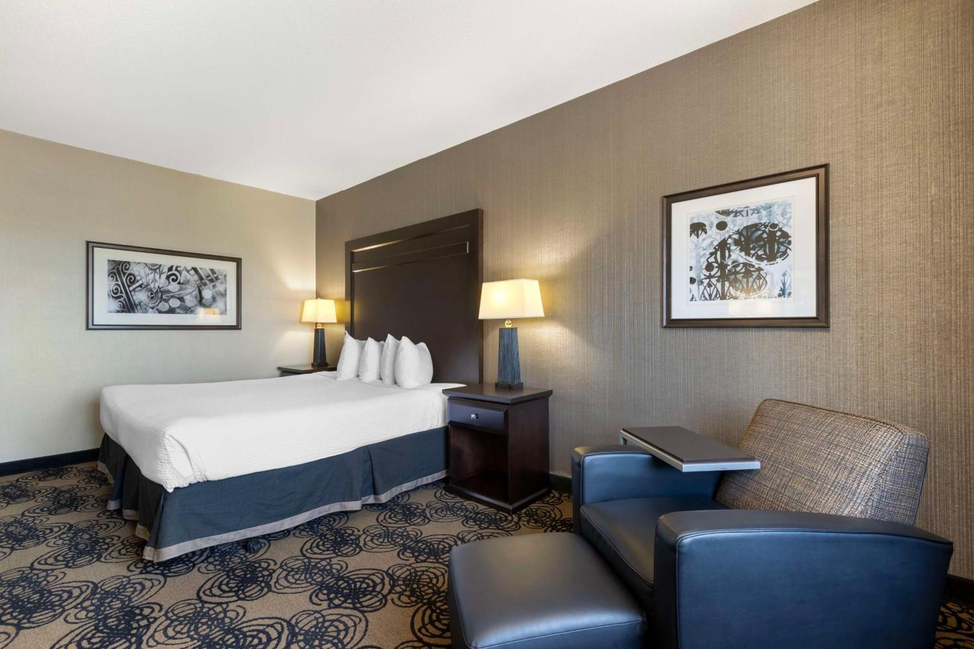 Best Western Plus Midwest Inn Omaha Ngoại thất bức ảnh